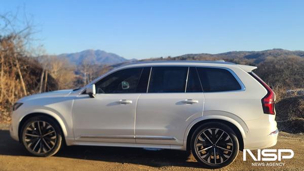 NSP통신-볼보 XC90 마일드 하이브리드 모델 (사진 = NSP통신)