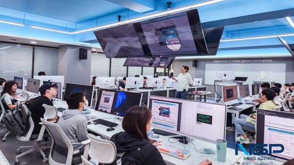 NSP통신-영진전문대학교 글로벌시스템융합과가 일본 AI·IT 분야에서 급부상 중인 메가벤처(Mega Venture) 기업 취업 성과를 거두며 일본 취업의 새로운 모델을 제시하고 있다. 영진전문대 글로벌시스템융합과 실습수업 모습 (사진 = 영진전문대학교)