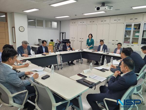 NSP통신-경상북도교육청은 2026학년도 경상북도 고등학교 입학전형 기본계획에 따른 고입 전형 추진 일정 중 후기고 평준화 지역 일반고 합격자 발표일을 당초 오는 2026년 1월 8일에서 1월 5일로 3일을 앞당겨 시행한다. (사진 = 경상북도교육청)