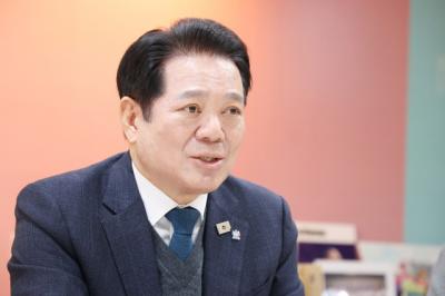 [NSP PHOTO][신년사] 최대호 시장 AI 시대, 시민행복 더 크게 하는 스마트 안양 집중할 것