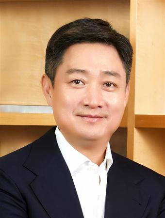 NSP통신-홍범식 LG유플러스 사장. (= LG유플러스)