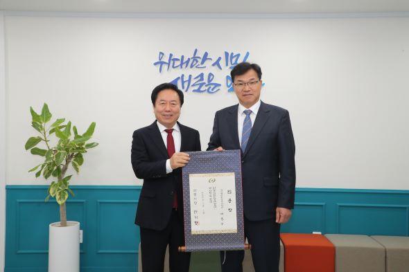 NSP통신-제35대 배용수 안동시 부시장 취임, 시민과 함께 세계적 명품도시 도약 (사진 = 안동시)