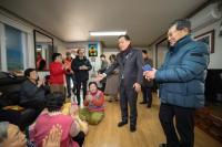 [NSP PHOTO]이재준 수원시장, 시민 삶의 현장에서 새해 업무 시작