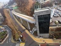 [NSP PHOTO]군포시, 그림책꿈마루 외부 승강기·연결다리 6일 개방