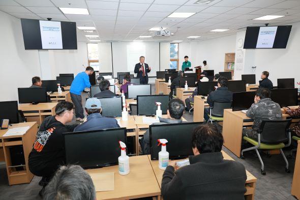 NSP통신-예천군 2026년 유해야생동물 피해방지단 운영 교육 실시, 실무 중심 교육으로 안전사고 예방 및 야생동물 관련 피해 예방 기대 - (사진 = 예천군)