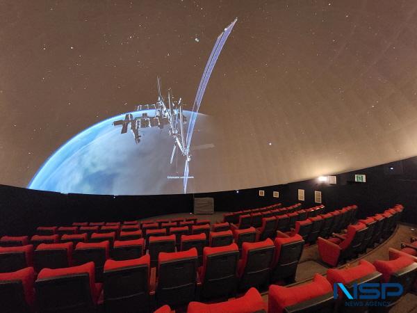NSP통신-구미과학관은 사업비 7억 원을 투입해 플라네타리움(천체투영관) 개선사업을 마무리하고 오는 9일 재개관한다. (사진 = 구미시)