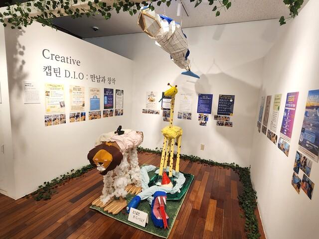 NSP통신-트윈웨이브 작품전시 모습. (사진 = 수원문화재단)