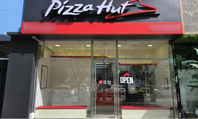 NSP통신-경기도 소재 피자헛 매장 (사진 = 피자헛)