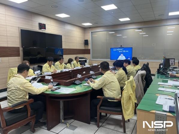 NSP통신-지난해 12월 31일 순천시 재난안전대책본부에서 순천시 한파대응 TF팀이 겨울철 한파와 관련해 행안부 및 전남도와 화상회의를 진행하고 있다 (사진 = 순천시)