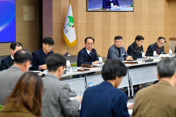 NSP통신-영주시는 부서 간 협업이 요구되는 과제에 대해서는 정책의 일관성과 시정 운영의 정합성을 높이는 방향으로 논의를 이어갈 계획이다. (사진 = 영주시)