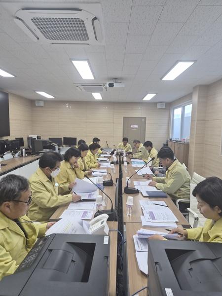 NSP통신-곡성군이 개최한 조류인플루엔자 발생에 따른 재난안전대책 본부. (사진 = 곡성군)