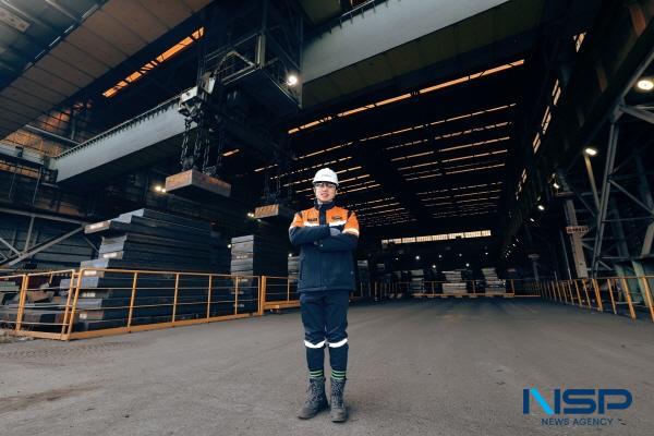 NSP통신-포스코 포항제철소가 제강 슬라브 야드에 자동화 시스템을 본격 도입하며 철강 물류 운영의 디지털 전환을 앞당기고 있다. (사진 = 포스코 포항제철소)