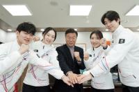 [NSP PHOTO]신상진 성남시장, 밀라노 동계올림픽 출전 쇼트트랙 선수단 격려