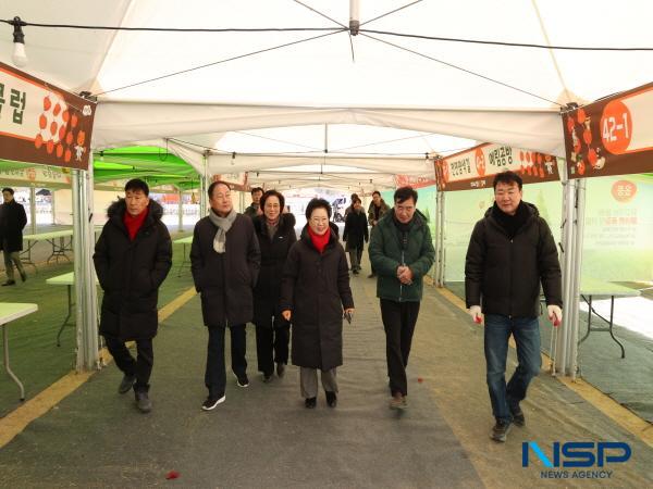 NSP통신-상주시의회는 21일 상주곶감축제가 열리는 경상감영공원을 찾아 시설 활용 실태와 축제 운영 전반을 점검했다. (사진 = 상주시의회)