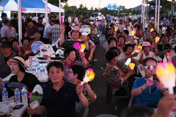 NSP통신-나주시가 지난해 소규모 지역축제 지원사업으로 진행한 우습제 음악회. (사진 = 나주시)