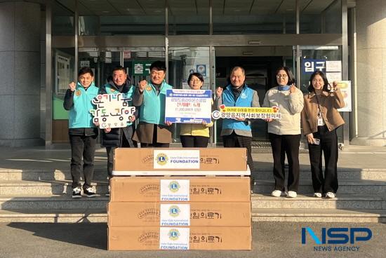 NSP통신-이재진 회장과 광양드림라이온스클럽 회원들 물품 기탁식 (= 광양시청)