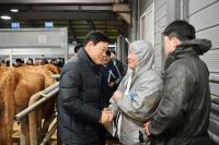 [NSP PHOTO]담양군, 가축시장 찾아 축산농가 애로사항 등 청취