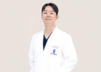 [NSP PHOTO]에스포항병원 정형외과 엄윤식 진료부장, 미국 연수 마치고 진료시작