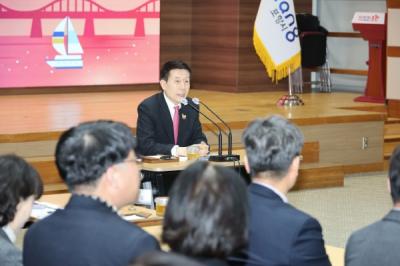 [NSP PHOTO]이강덕 포항시장 시민 행복 최우선 포항의 미래 위한 열정 이어가 달라