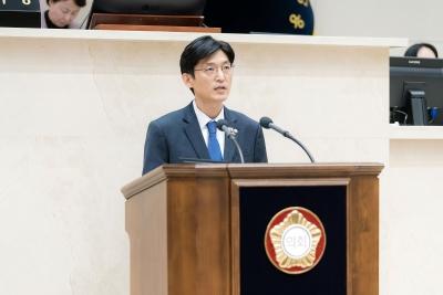 [NSP PHOTO]박인철 용인시의원 첨단반도체 중심도시 완성 협력 촉구지방선거 불출마 선언