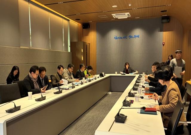 NSP통신-광명시가 공립박물관인 광명역사문화박물관 건립을 위한 회의를 하는 모습. (사진 = 광명시)