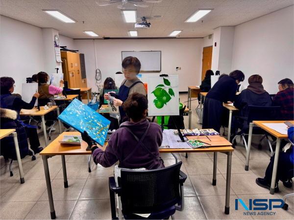 NSP통신-김천시평생교육원에서 진행하는 2026년 상반기 평생교육 정기강좌가 지난 9일부터 각 과목별로 순차적으로 개강하며 활기찬 시작을 알렸다. (사진 = 김천시)