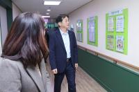 [NSP PHOTO]이동환 고양시장, 장애인 재활시설 등 방문 위문금 전달