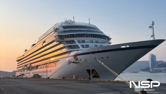 NSP통신-CM Viking사 자오상이둔호 (사진 = 여수광양항만공사)