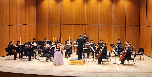 NSP통신-아리필하모닉오케스트라의 KOREAN CLASSICAL RISING STARS CONCERTO CONCERT 공연 모습. (사진 = 안양대학교)