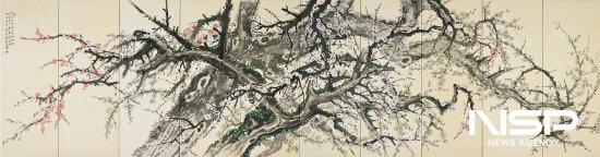 NSP통신-효천 엄재권 화백의 매화 병풍 (사진 = 광양시청)