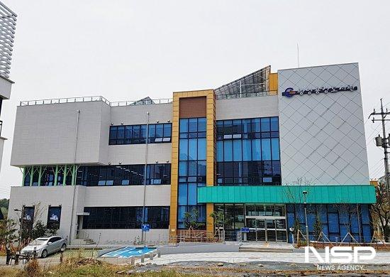 NSP통신-용강도서관 전경 (사진 = 광양시청)