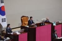 [NSP PHOTO]신정훈 행정안전위원장, 국회법 개정 후 처음으로 필리버스터 본회의 사회 맡아