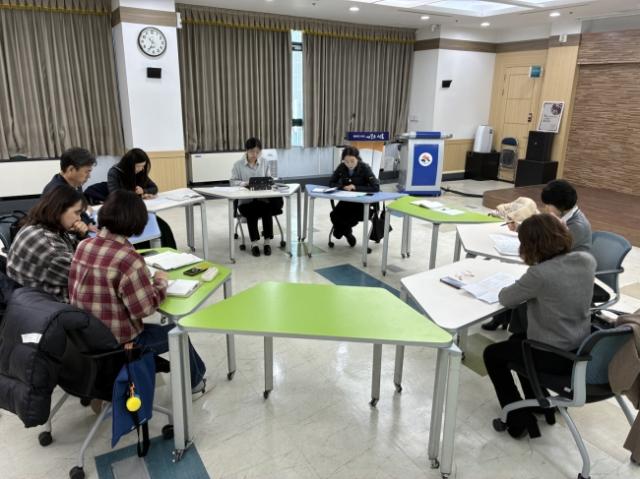 NSP통신-지역사회보장계획 전담 조직 구성 간담회 모습. (사진 = 시흥시)