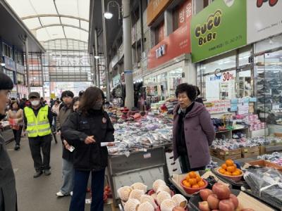 [NSP PHOTO]포항시 죽도시장 불법시설물 정비 착수안전 통로 확보 나서