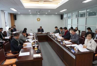 [NSP PHOTO]영천시의회 미래 성장동력 확보와 취약계층 보호 위해 앞장