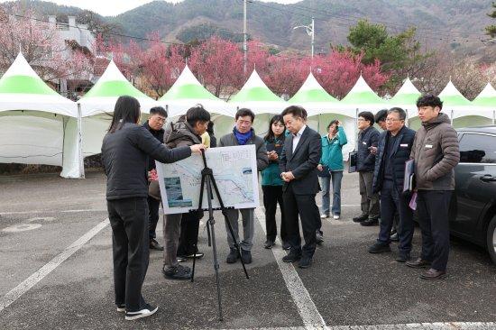 NSP통신-제1차 현장 소통의 날 통해 제25회 광양매화축제 준비 현장 점검 사진 광양시청