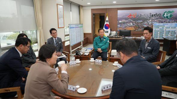 NSP통신-보건복지부 봉화군 의료·요양 통합돌봄 사업현장 간담회 추진 (사진 = 봉화군)