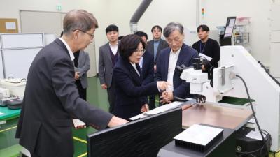 [NSP PHOTO]안성시 반도체 소부장 산업 한 축 이오테크닉스 견학