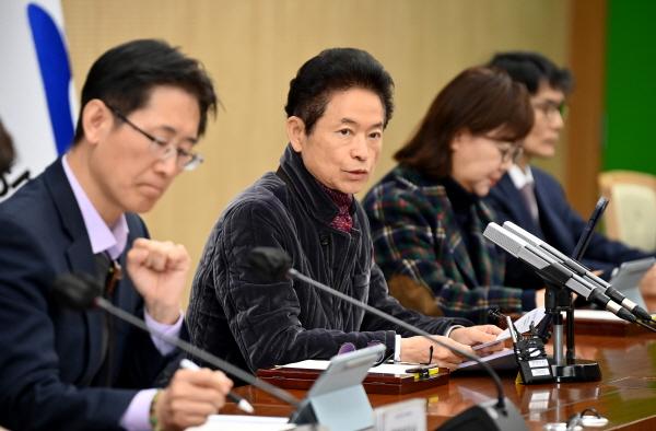 NSP통신-경상북도는 10일 도청 원융실에서 이철우 도지사 주재로 2027년도 국비 확보 추진 상황 보고회를 개최했다. (사진 = 경상북도)