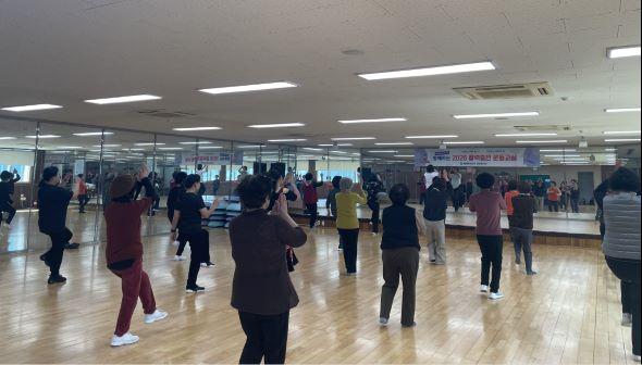 NSP통신-봉화군 2026 활력충전 운동교실 운영, 리듬요가·라인댄스로 활력 있고 건강하게 (사진 = 봉화군)