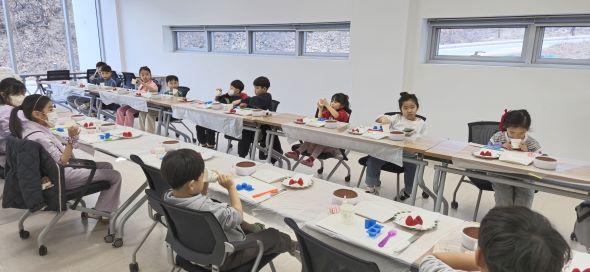 NSP통신-전통놀이부터 만들기 체험까지 천지인전통사상체험관 체험 풍성 1000원 상시체험과 월별 특별 프로그램 운영 사진 영주시