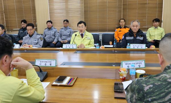 NSP통신-경주시는 지난 11일 시청 영상회의실에서 민관군경소방 간 협력체계를 강화하고 지역 통합방위 태세를 점검하기 위한 2026년 1분기 경주시 통합방위협의회를 개최했다 사진 경주시