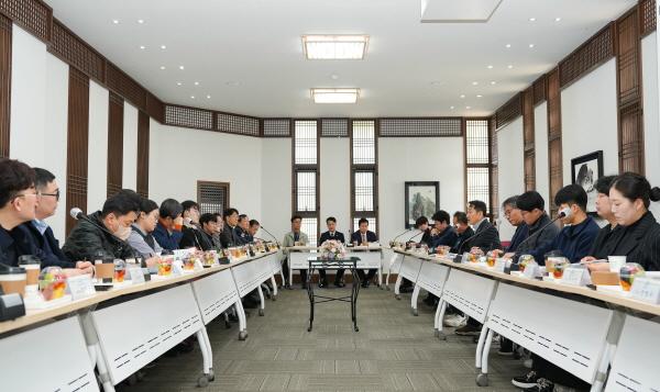 NSP통신-경북문화관광공사는 지난 11일 공사 중회의실에서 2026년 1분기 보문관광단지 입주업체 상생회의를 개최했다고 밝혔다 사진 경상북도문화관광공사
