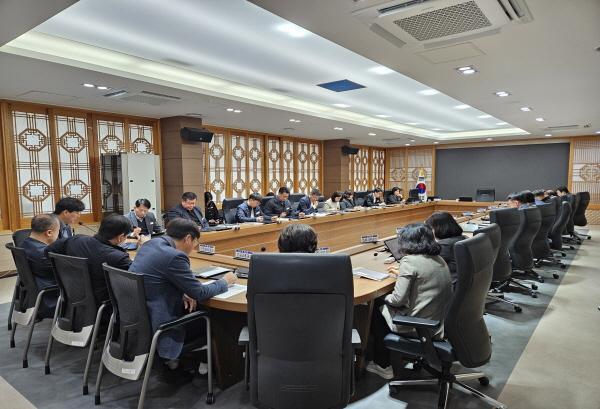 NSP통신-군위군은 16일 군청 제2회의실에서 산불대비 주민대피 훈련 및 회의를 실시했다 사진 군위군