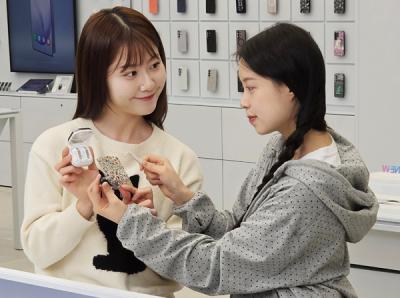 [NSP PHOTO]삼성전자 갤럭시 버즈 커스텀 랩 오픈버즈4 꾸미기 체험 강화