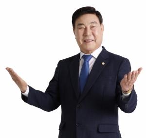 NSP통신-김영규 후보가 2028년 G20 정상회의와 COP33 여수유치를 적극 추진하겠다고 공약을 내세우고 있다 사진 김영규 후보