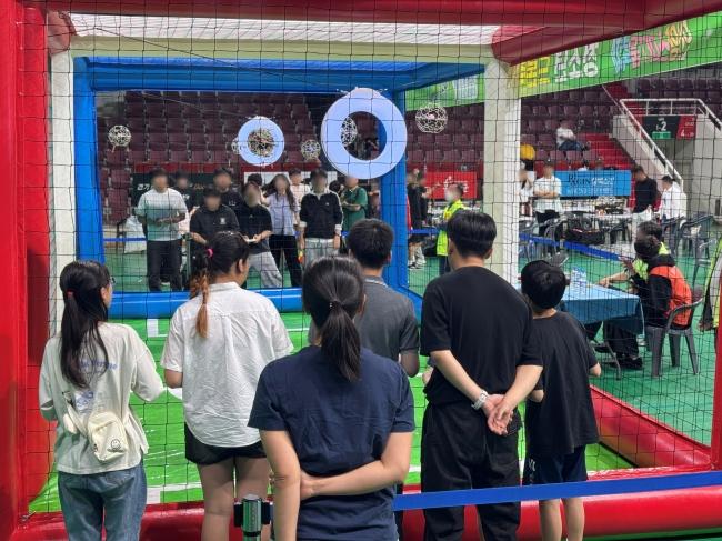 NSP통신-2025년 제22회 안양스마T움 축제 과학기술정보통신부 장관배 드론 축구 대회 모습 사진 안양시