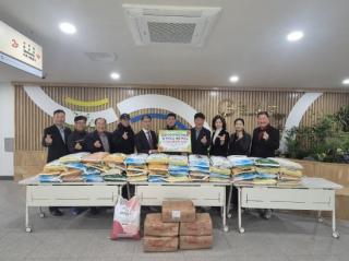 (NSP NEWS Image)이정현 광양시주민자치연합회 초대 회장, 취임 기념 사랑의 물품 기부