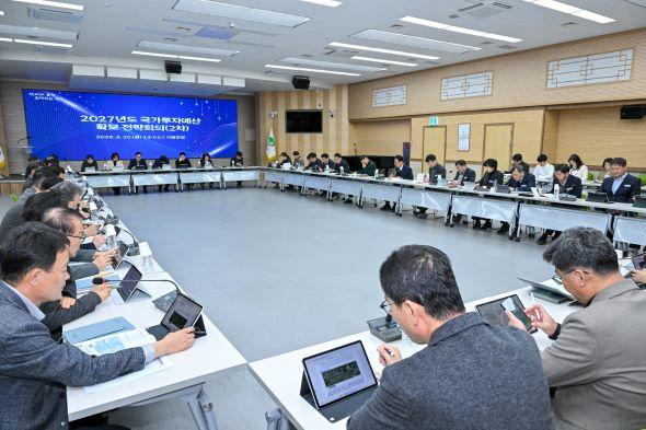 NSP통신-시는 1차 회의 대비 신규사업을 추가 발굴하고 중앙부처 및 경북도 방문 협의 결과 등 국비 확보 추진상황을 공유하며 사업별 대응 전략을 구체화했다 사진 영주시