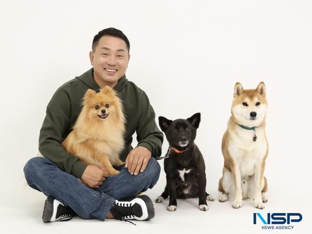 -이웅종 한국동물매개치료견협회 회장 사진 김종식 기자